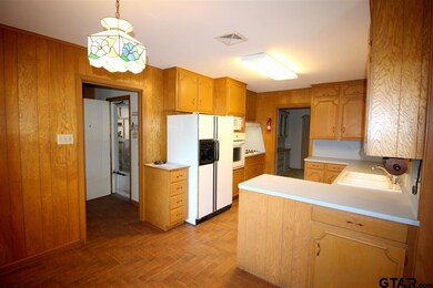 207 Stanford St, Tyler, TX 75701 - photo 6