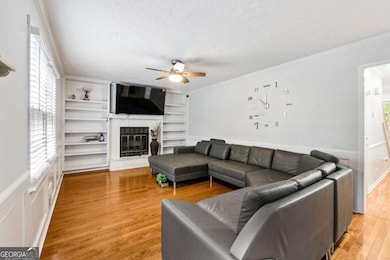 1118 Saybrook Cir NW, Lilburn, GA 30047 - photo 5