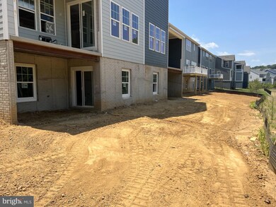 17975 Woods Overlook Dr, Dumfries, VA 22026 - photo 3