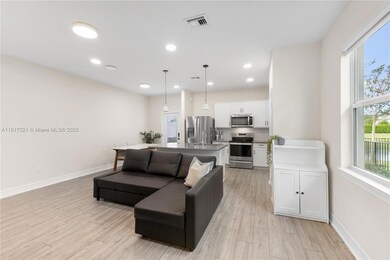 2917 Olivia Ave unit 2917, Oakland Park, FL 33311 - photo 6