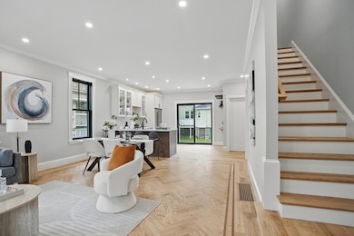 61 Lyndhurst St unit A, Boston, MA 02124 - photo 2