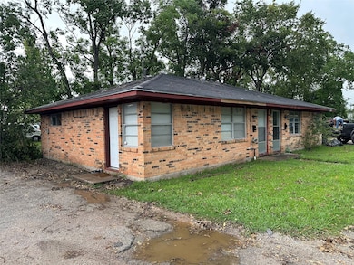 2922 Randolph Rd, Pasadena, TX 77503 - photo 5