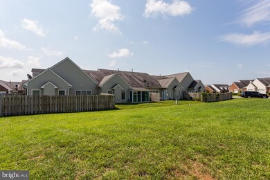 11210 Silversmith Ln, Fredericksburg, VA 22407 - photo 4