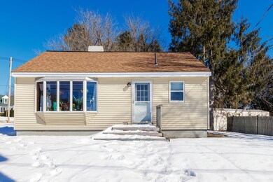 116 Pine Hill Rd Berwick ME-large-028-8-