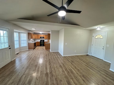 630 N Cottonwood Ave, Republic, MO 65738 - photo 4