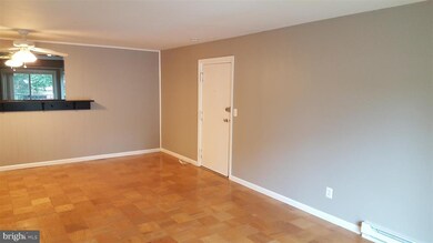 201 N Emory Dr unit 11, Sterling, VA 20164 - photo 6