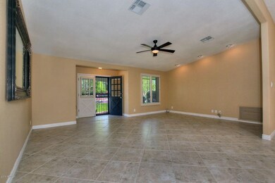 1501 W Orchid Ln, Phoenix, AZ 85021 - photo 2