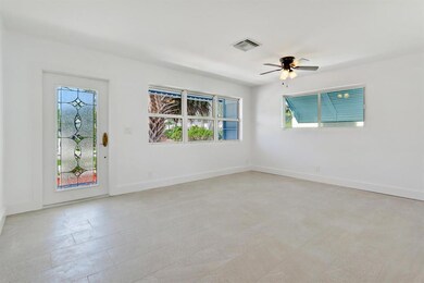 323 W Pine St Lantana FL 33462-large-006