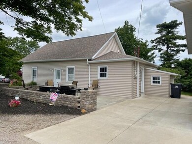 9211 Jacksontown Rd, Jacksontown, OH 43030 - photo 2