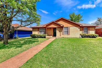 911 Boone Dr, Sherman, TX 75090 - photo 3