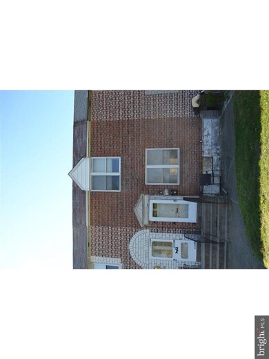 732 Crescent Dr, Glenolden, PA 19036 - photo 2