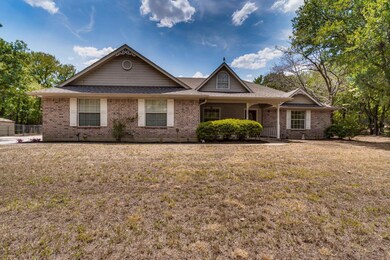 3817 Watersridge Cir, Cleburne, TX 76031 - photo 2