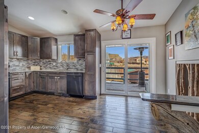 06_420_W_27th_St006_mls