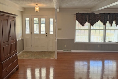 2593 Smith Grove Rd, Scottsville, KY 42164 - photo 3