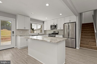 6003 Summerhill Rd, Temple Hills, MD 20748 - photo 7