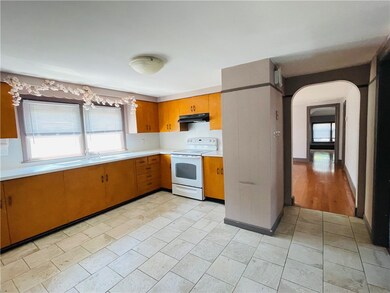 37 Enfield Ave unit 2, Providence, RI 02908 - photo 6