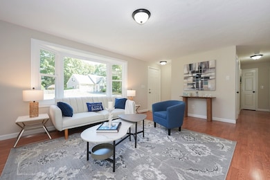 7 Dexter Mill Dr, Teaticket, MA 02536 - photo 2