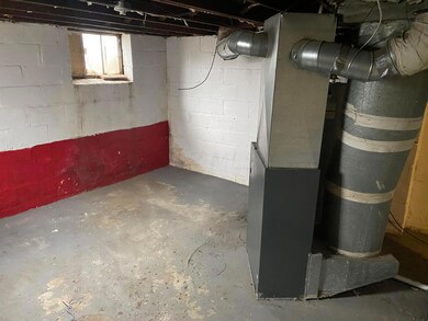 496 James Road Basement