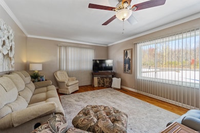 5812 S Adams St, Marion, IN 46953 - photo 2