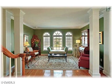 Living Room - Living Room w/Elegant Columns