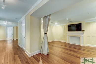29 E Jones St unit ground, Savannah, GA 31401 - photo 6