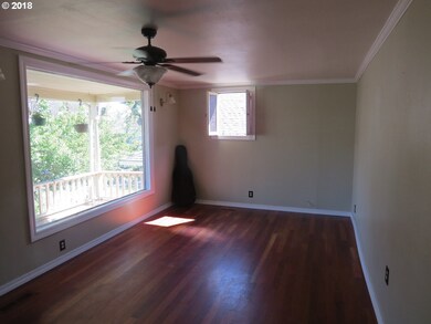 223 NW 7th St, Pendleton, OR 97801 - photo 3