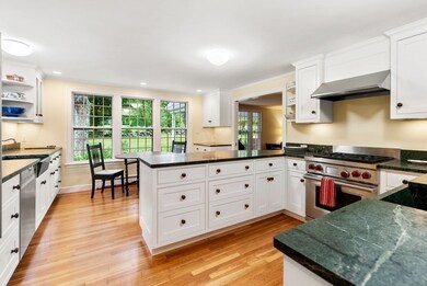 9 Wheeler Rd, Lincoln, MA 01773 - photo 2