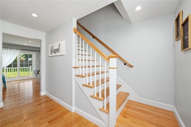 21 Esther St, Cranston, RI 02920 - photo 5