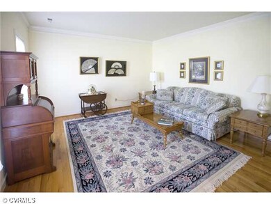 Living Room - Spacious formal living room featurin