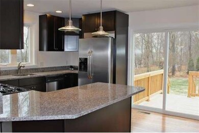 237 3rd St unit B, Lowell, MA 01850 - photo 7