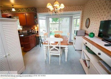 1802 Peggy Place, Lansing, MI 48910 - photo 6