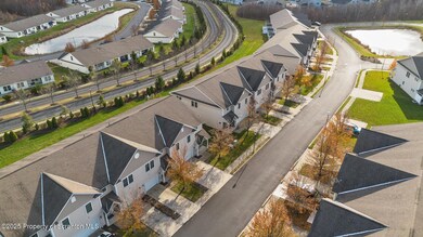 192 Shadow Wood Cir, Archbald, PA 18403 - photo 5