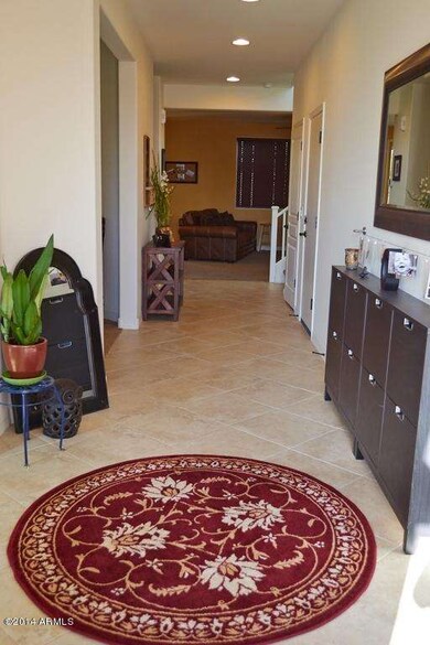 5045 S Tambor Entry hallway