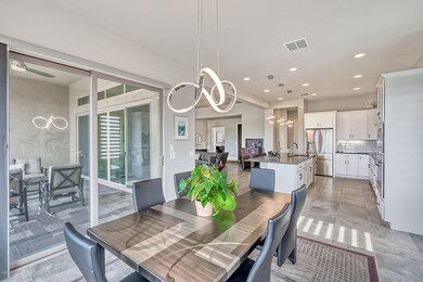 Dining/Kitchen