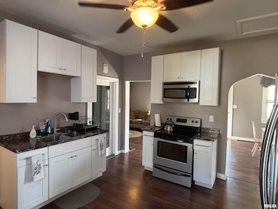 1205 Henrietta St, Pekin, IL 61554 - photo 7