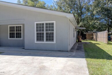 213 McCaughan Ave unit B, Long Beach, MS 39560 - photo 2