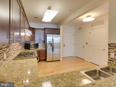 Dominion Heights unit 209, Arlington, VA 22207 - photo 2