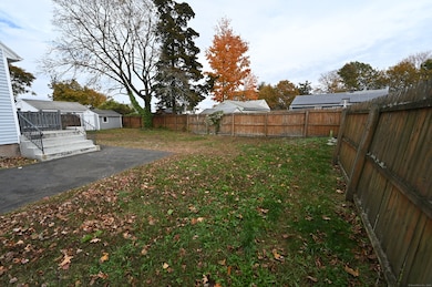 3 Stoddard Rd, East Haven, CT 06512 - photo 3