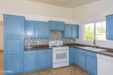 3632 W Ruth Ave, Phoenix, AZ 85051 - photo 4