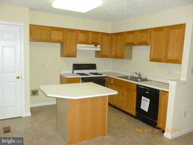 763 Pine Drift Dr, Odenton, MD 21113 - photo 7