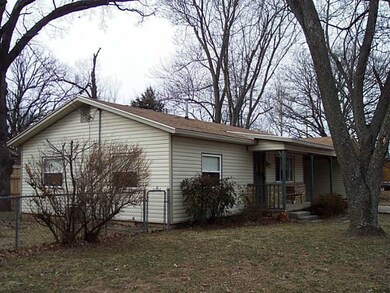 1002 W Maple St, Rogers, AR 72756 - photo 2