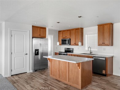 1083 Danbury Rd, Pinon Hills, CA 92372 - photo 6