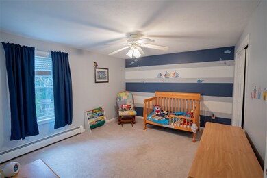 21 Chase Brook Cir, Litchfield, NH 03052 - photo 3