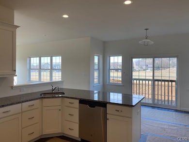 3931 Mountain View Ave unit MV 12, Easton, PA 18045 - photo 3