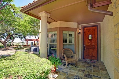 7800 Southwest Pkwy unit 510, Austin, TX 78735 - photo 2