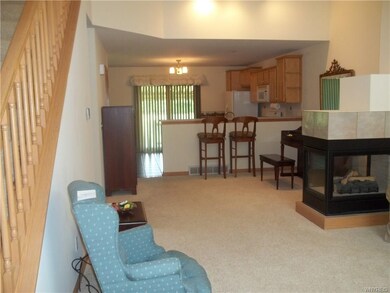 Living room/dining room combination with gas firep