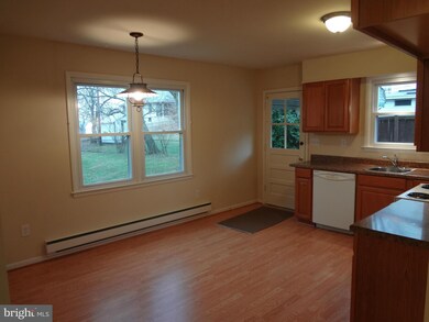1402 Woodside Ave, Halethorpe, MD 21227 - photo 3