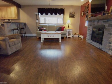 19X15 Living Room w/ New Flooring