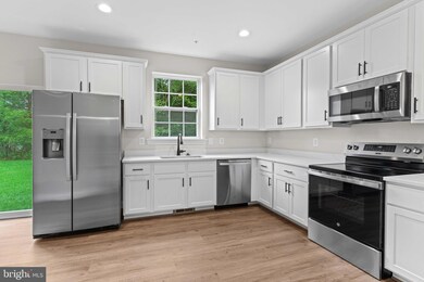 12360 Potomac View Dr, Newburg, MD 20664 - photo 6