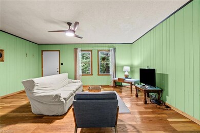 853 Mount Shepherd Rd, Asheboro, NC 27205 - photo 5